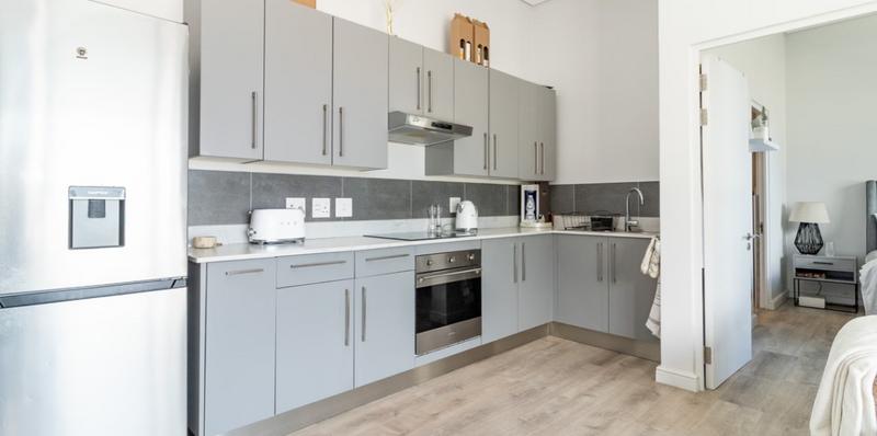 1 Bedroom Property for Sale in Foreshore Western Cape